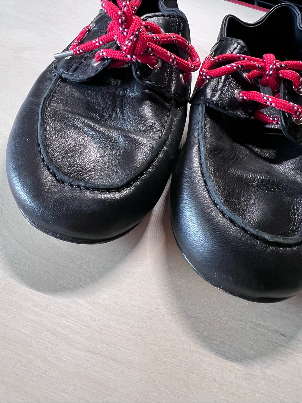 Sandro Women's Boat Shoe Loafers Black Leather Casual Red Laces 38 - Picture 4 of 11